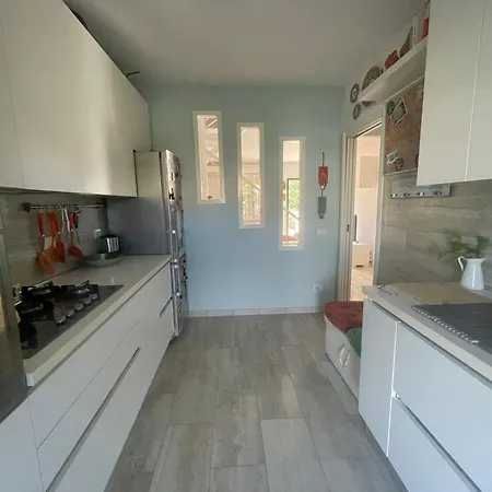 Intero Con Giardino E Parcheggio Apartment Rome