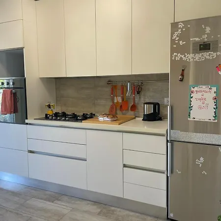 Apartment Intero Con Giardino E Parcheggio Rome
