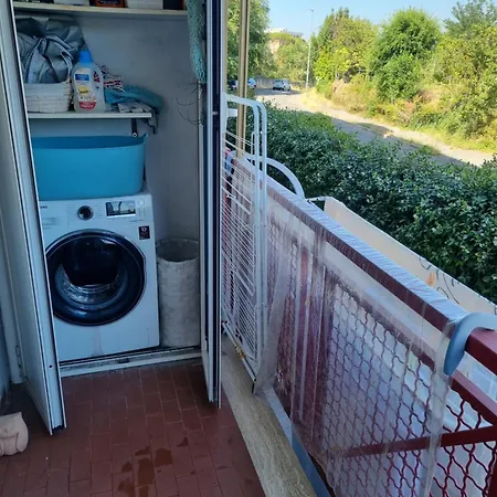 Apartment Intero Con Giardino E Parcheggio